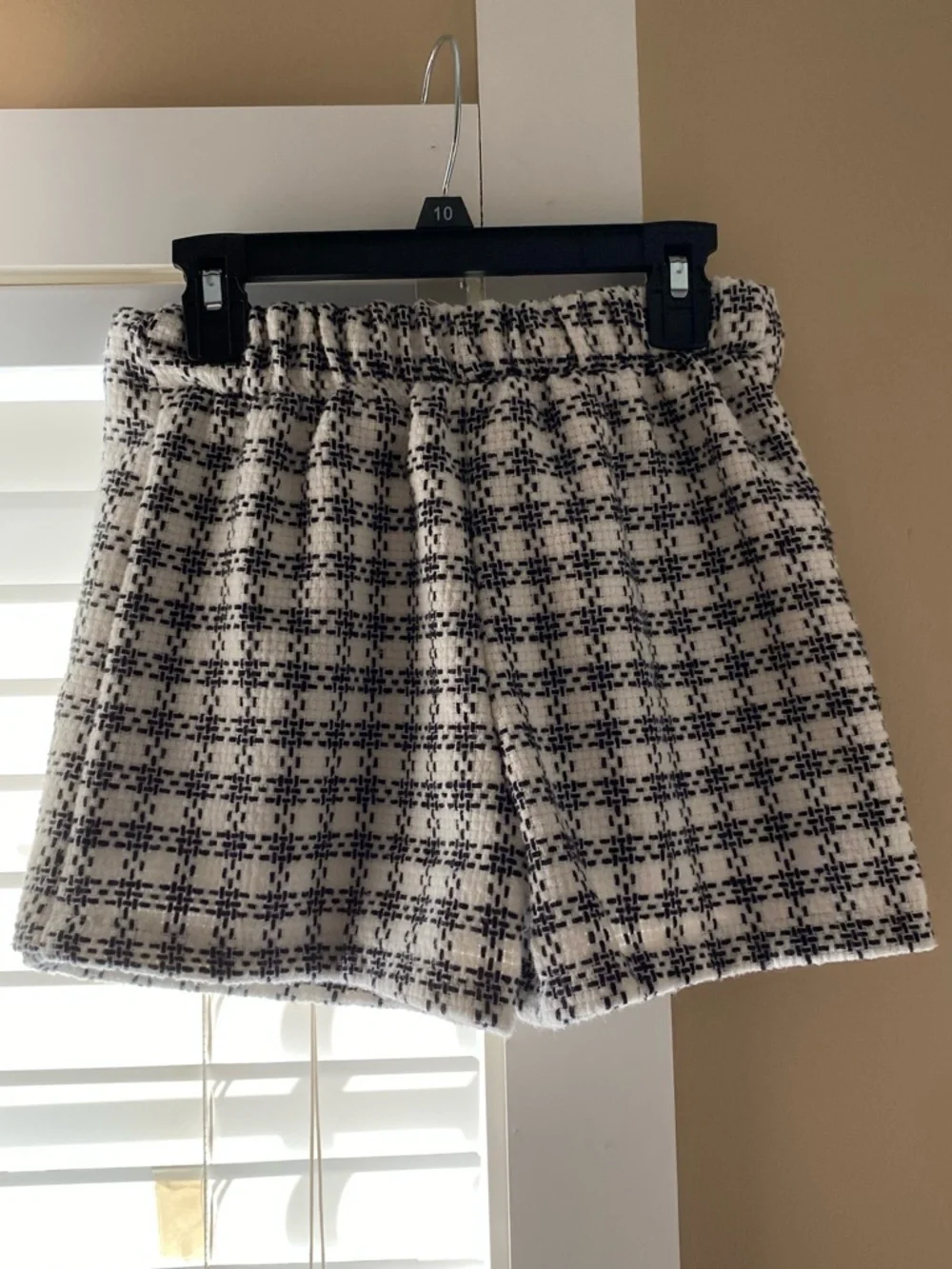 btween Black & White Houndstooth Cropped Jacket and skirt. (Set) - Picture 6 of 12